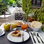 Dimora San Bartolomeo Villa *