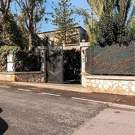 Villa Mas Collection - San Bartolomeo Bari
