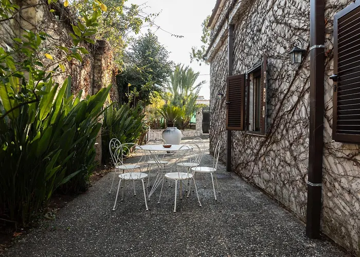 San Bartolomeo Villa Bari